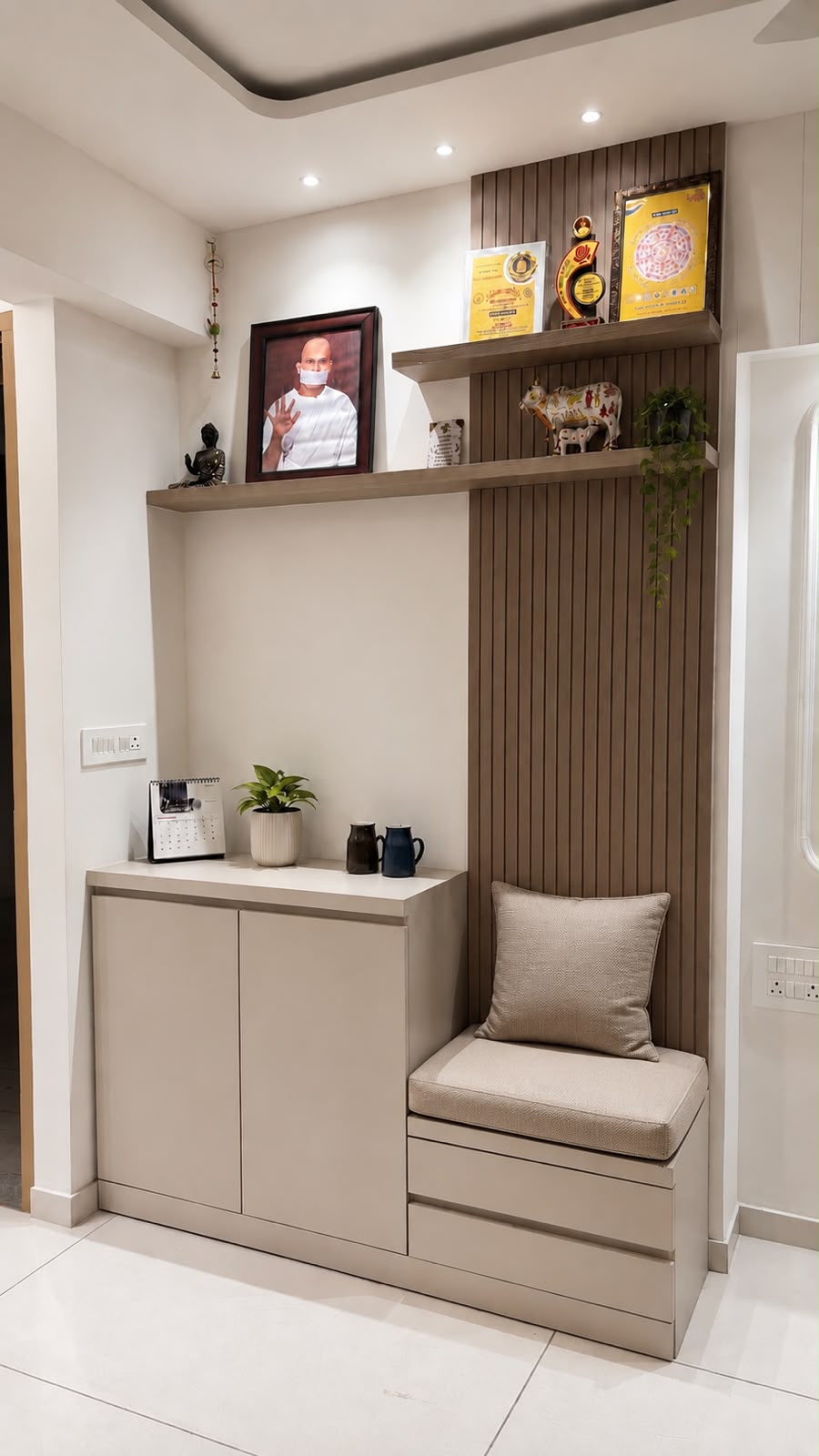 Custom oak reading table at Sipani House